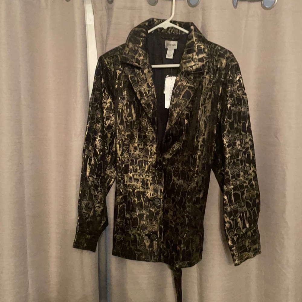 Chico’s woman jacket size 3